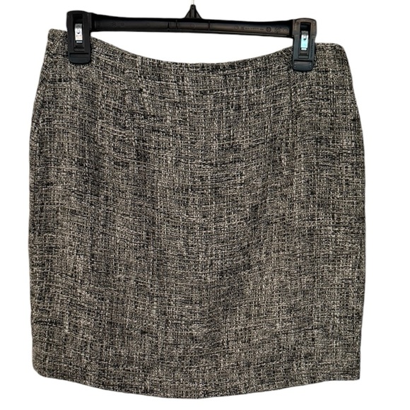 Banana republic tweed mini skirt front zip size 4P. Preppy business casual 90’s - Picture 3 of 5